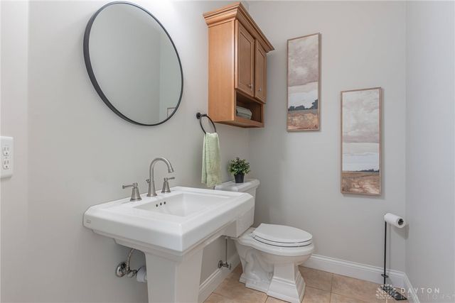1377 Timshel Street, Sugarcreek Twp, OH 45440