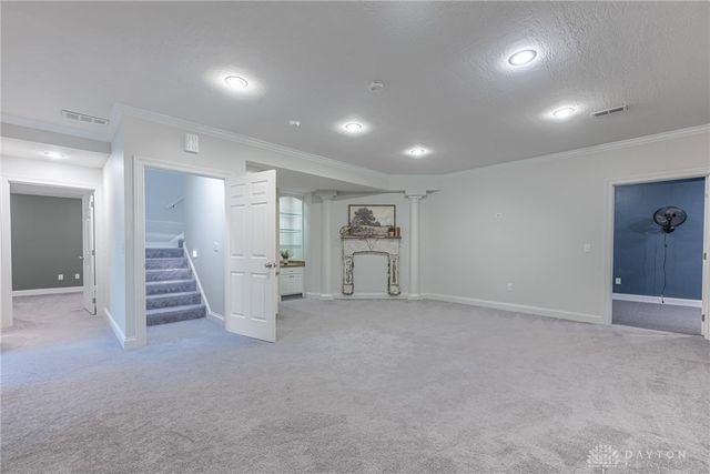 1377 Timshel Street, Sugarcreek Twp, OH 45440