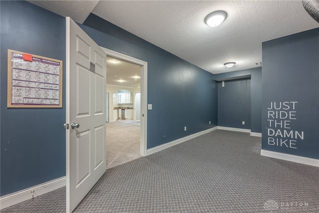 1377 Timshel Street, Sugarcreek Twp, OH 45440