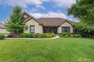 1377 Timshel Street, Sugarcreek Twp, OH 45440