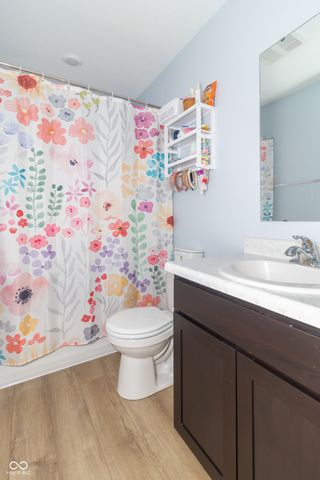 308 Briar Path Drive, Greenfield, IN 46140