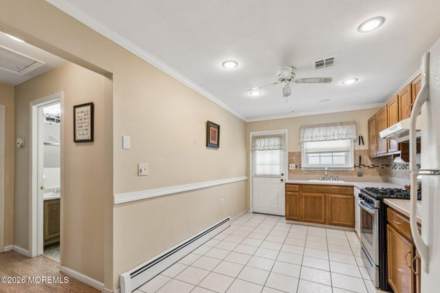 9 Haiti Court, Toms River, NJ 08757