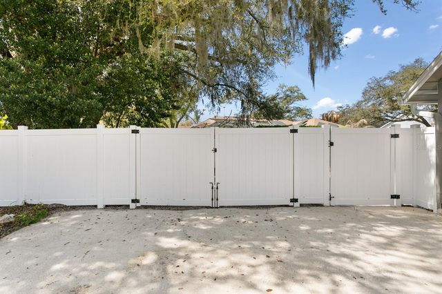 6404 JOSEPHINE ARBOR PLACE, Temple Terrace, FL 33617