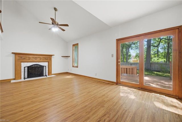 1805 Blackhawk PL, Chesapeake, VA 23321