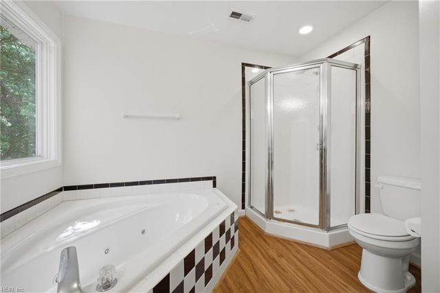 1805 Blackhawk PL, Chesapeake, VA 23321