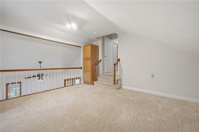 1805 Blackhawk PL, Chesapeake, VA 23321