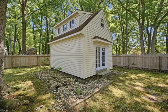 1805 Blackhawk PL, Chesapeake, VA 23321