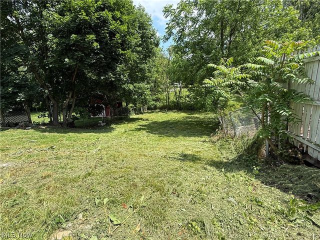 3443 Sheridan Road, Youngstown, OH 44502