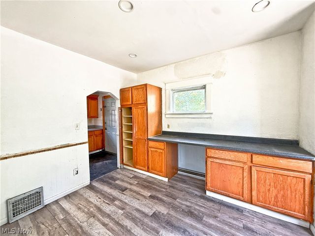 3443 Sheridan Road, Youngstown, OH 44502