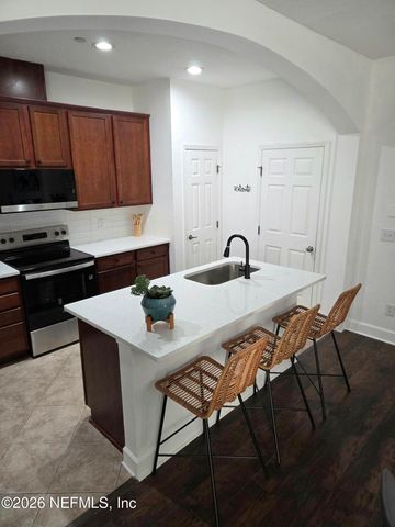 6167 CLEARSKY Drive, Jacksonville, FL 32258