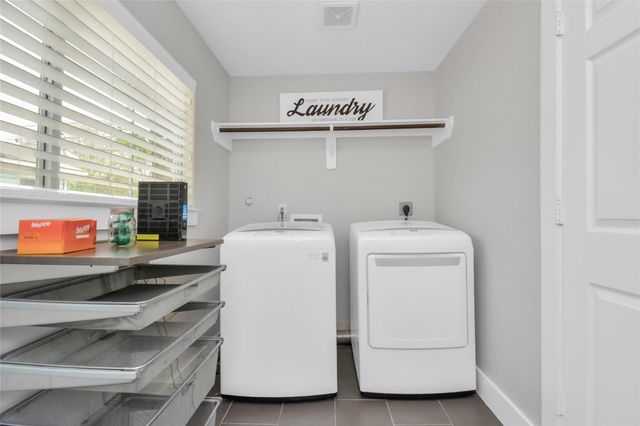 5705 Cochran Street, Houston, TX 77009