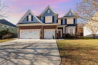 2304 Rockland Circle, High Point, NC 27265