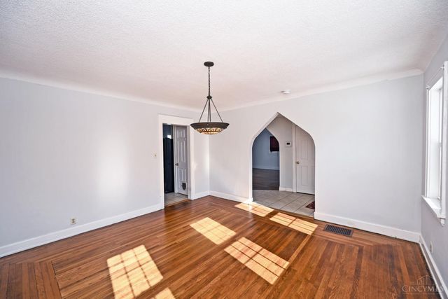 1266 Avon Drive, Cincinnati, OH 45229