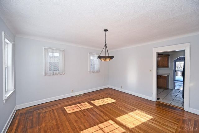 1266 Avon Drive, Cincinnati, OH 45229