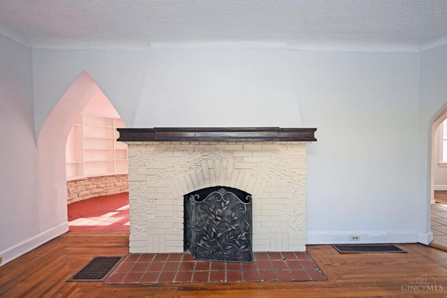 1266 Avon Drive, Cincinnati, OH 45229