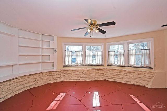 1266 Avon Drive, Cincinnati, OH 45229