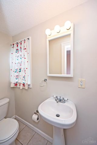 1266 Avon Drive, Cincinnati, OH 45229