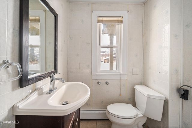 455 Division Street, Amsterdam, NY 12010