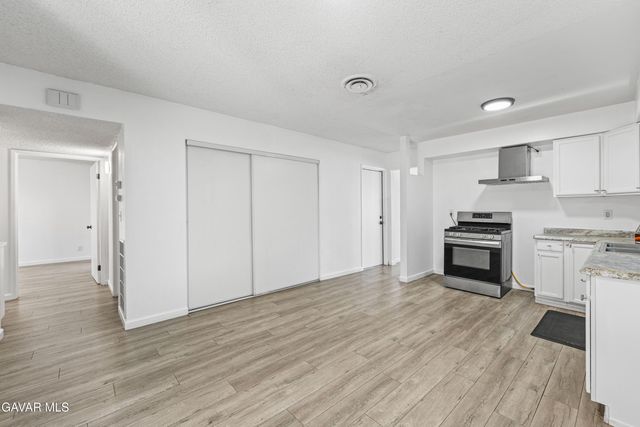 3140 E Avenue Q15, Palmdale, CA 93550