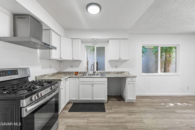 3140 E Avenue Q15, Palmdale, CA 93550