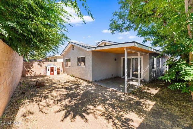 3140 E Avenue Q15, Palmdale, CA 93550