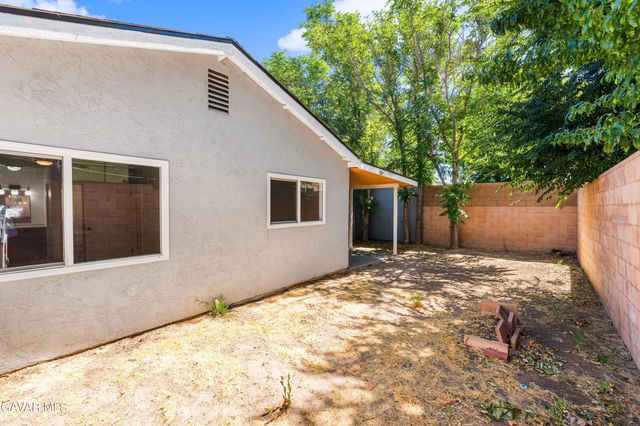 3140 E Avenue Q15, Palmdale, CA 93550