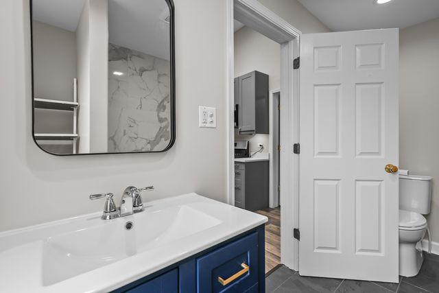 113 Gladys Avenue, Fox River Grove, IL 60021