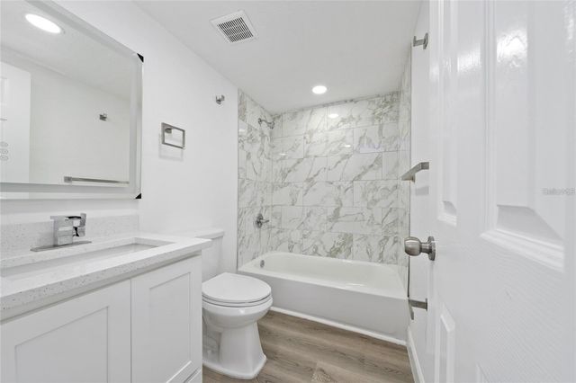 113 W DIVISION STREET, Winter Garden, FL 34787