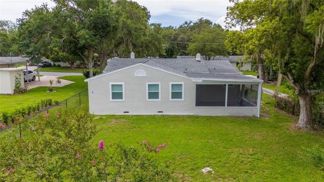 113 W DIVISION STREET, Winter Garden, FL 34787