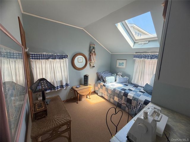 74 California Street, Long Beach, NY 11561