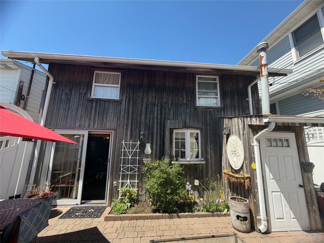 74 California Street, Long Beach, NY 11561