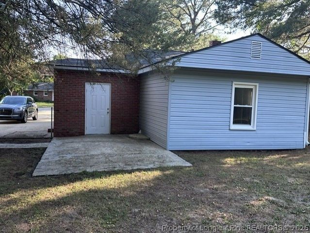 1925 Crestview Drive, Fayetteville, NC 28304