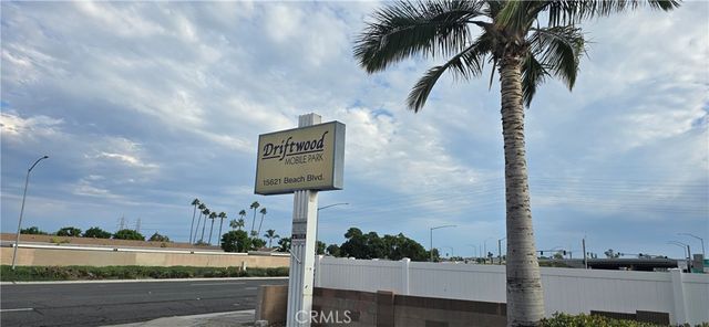 15621 Beach Boulevard 108, Westminster, CA 92683