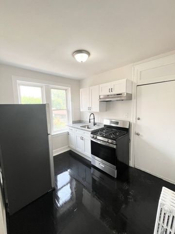 4126 W 24th Place G3, Chicago, IL 60623