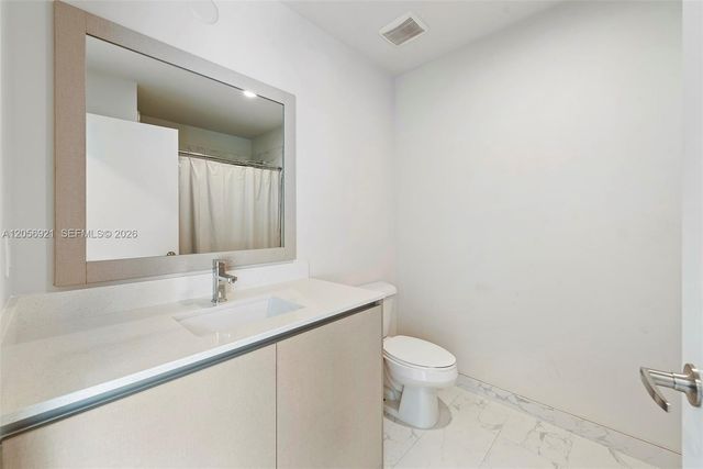 2505 NE 193rd Street 4202, Miami, FL 33180