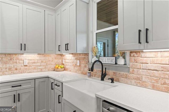 255 Salacoa Mountain View Drive, Jasper, GA 30143