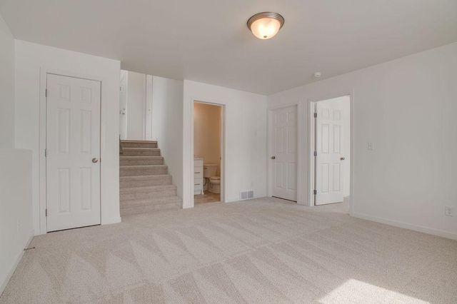 2517 36th Avenue S, Moorhead, MN 56560