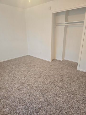 600 Hilliard Street 7, Conroe, TX 77301