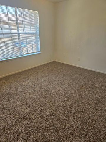 600 Hilliard Street 7, Conroe, TX 77301