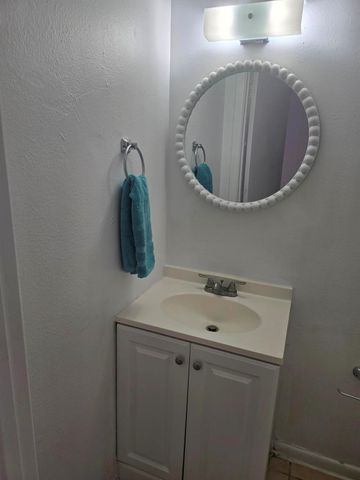 600 Hilliard Street 7, Conroe, TX 77301