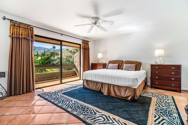 215 Calle Bravo, Palm Springs, CA 92264