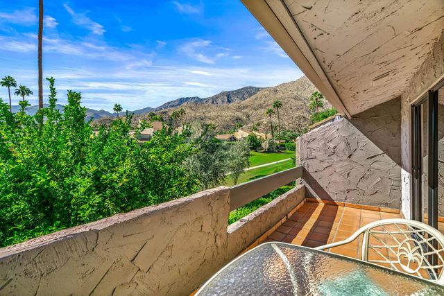 215 Calle Bravo, Palm Springs, CA 92264