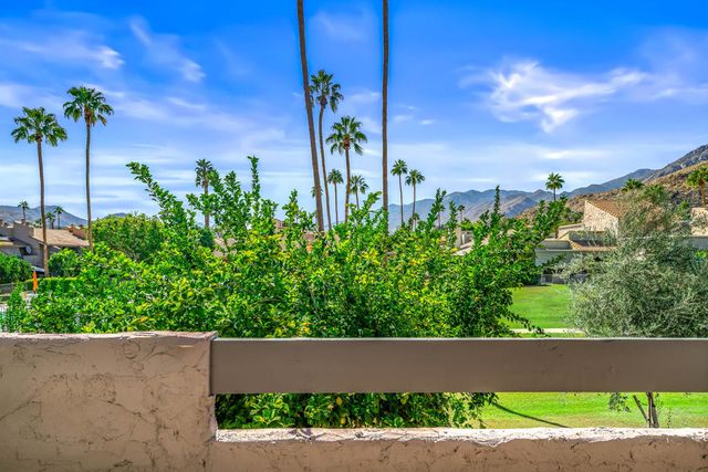 215 Calle Bravo, Palm Springs, CA 92264