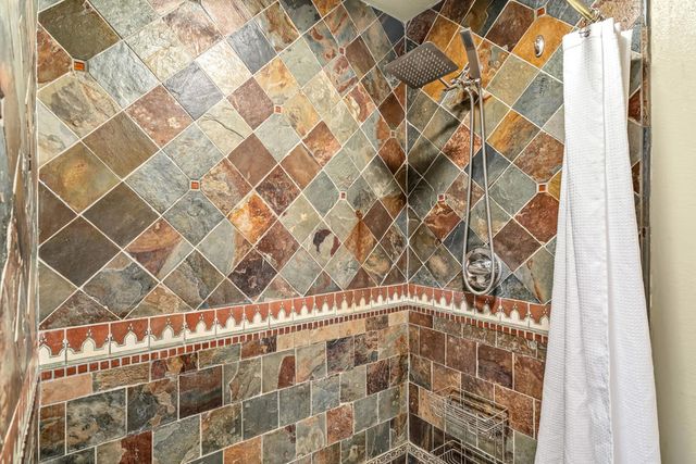 215 Calle Bravo, Palm Springs, CA 92264