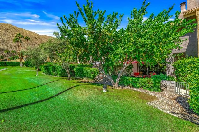 215 Calle Bravo, Palm Springs, CA 92264