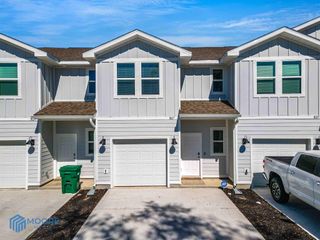 1027 Mclaren Circle, Fort Walton Beach, FL 32547