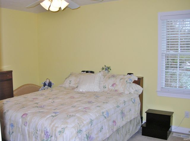 607 Winstead Way, Evansville, IN 47712