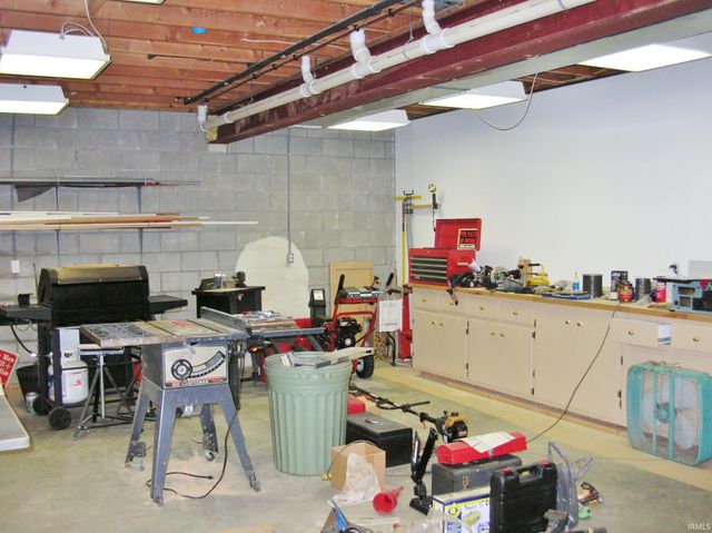 607 Winstead Way, Evansville, IN 47712