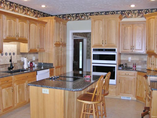 607 Winstead Way, Evansville, IN 47712