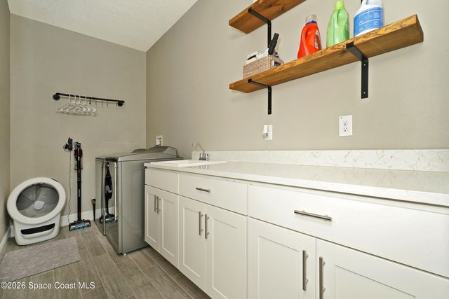 4823 Shannock Avenue, Merritt Island, FL 32953